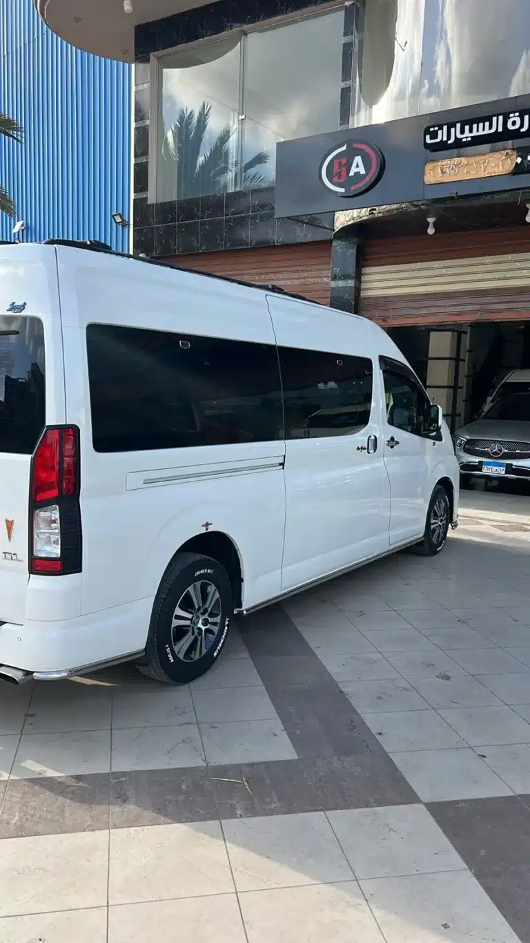 Air-conditioned van for the Cairo to Bahariya transfer on the 2027 eclipse tour